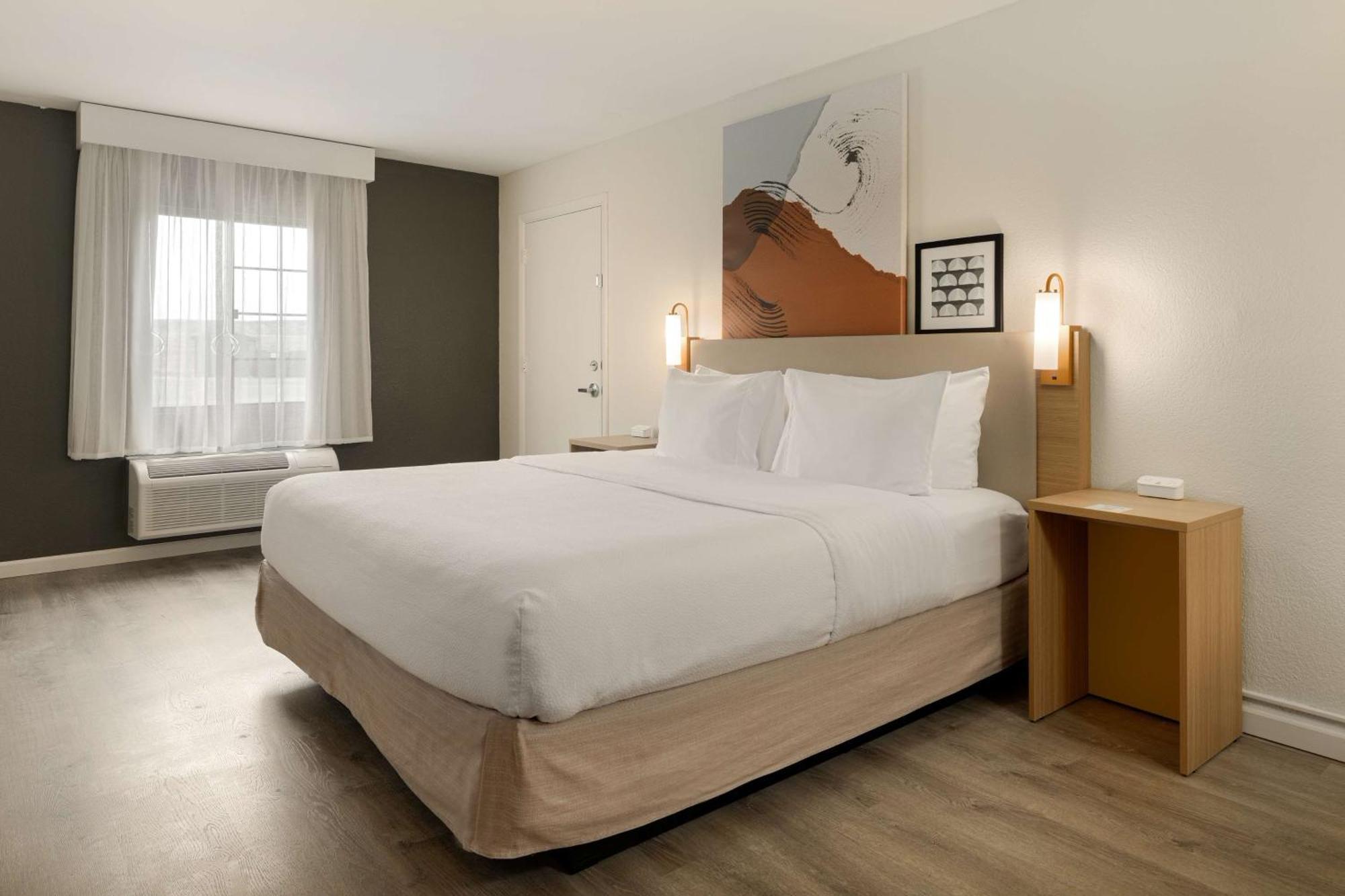 Spark By Hilton 3*