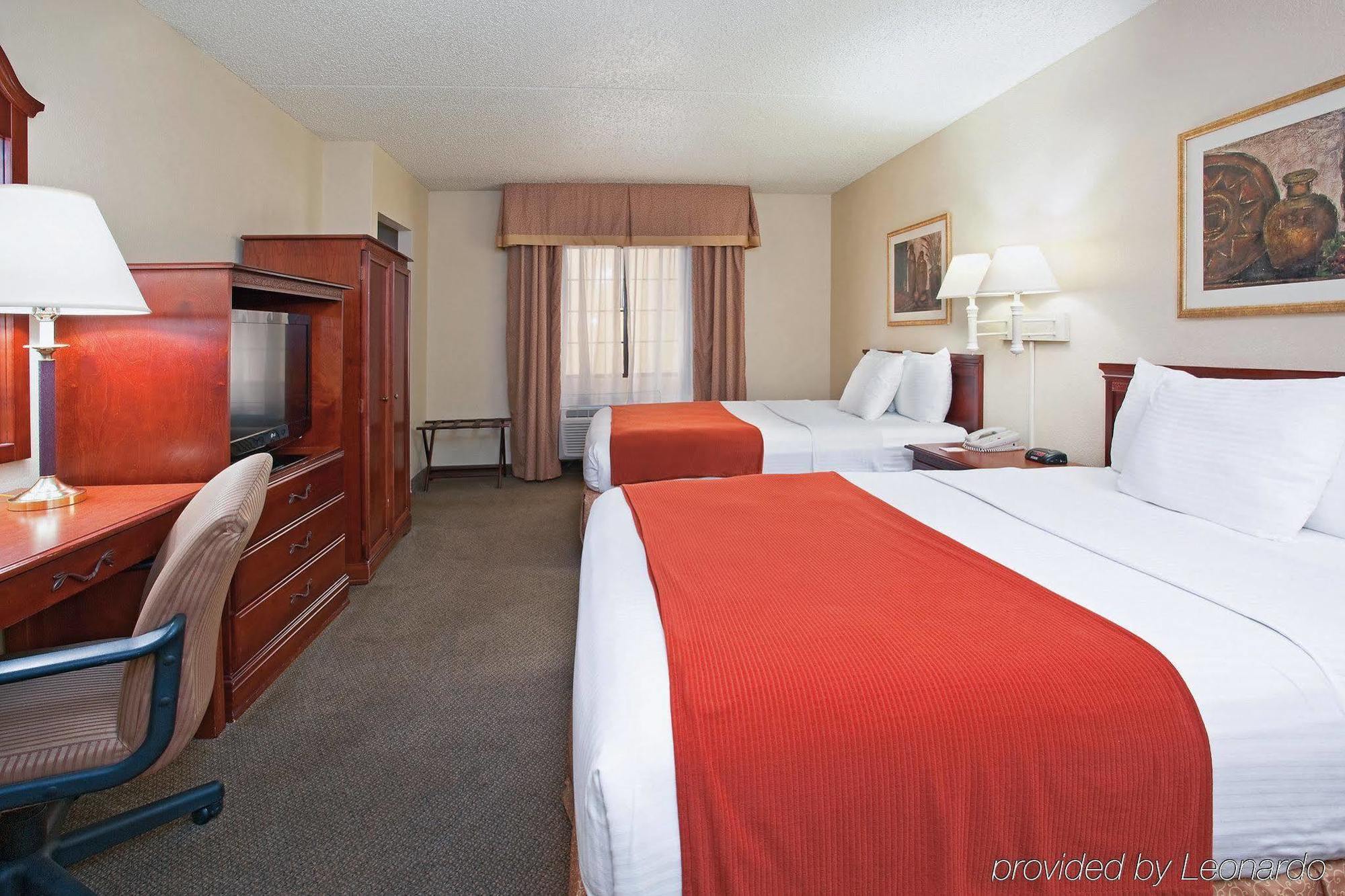 Hotel Spark By Hilton 3*